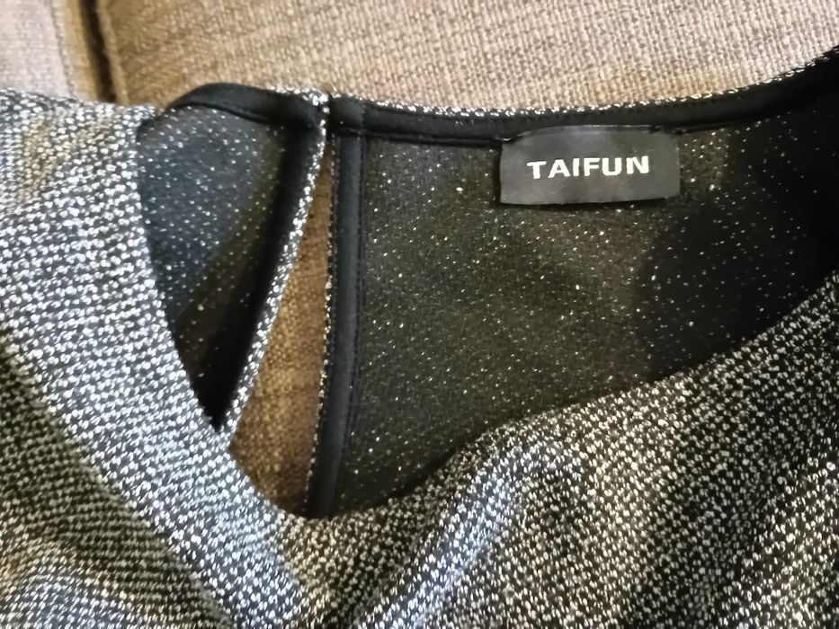 TAJFUN sukienka  w stanie idealnym  rozm. S