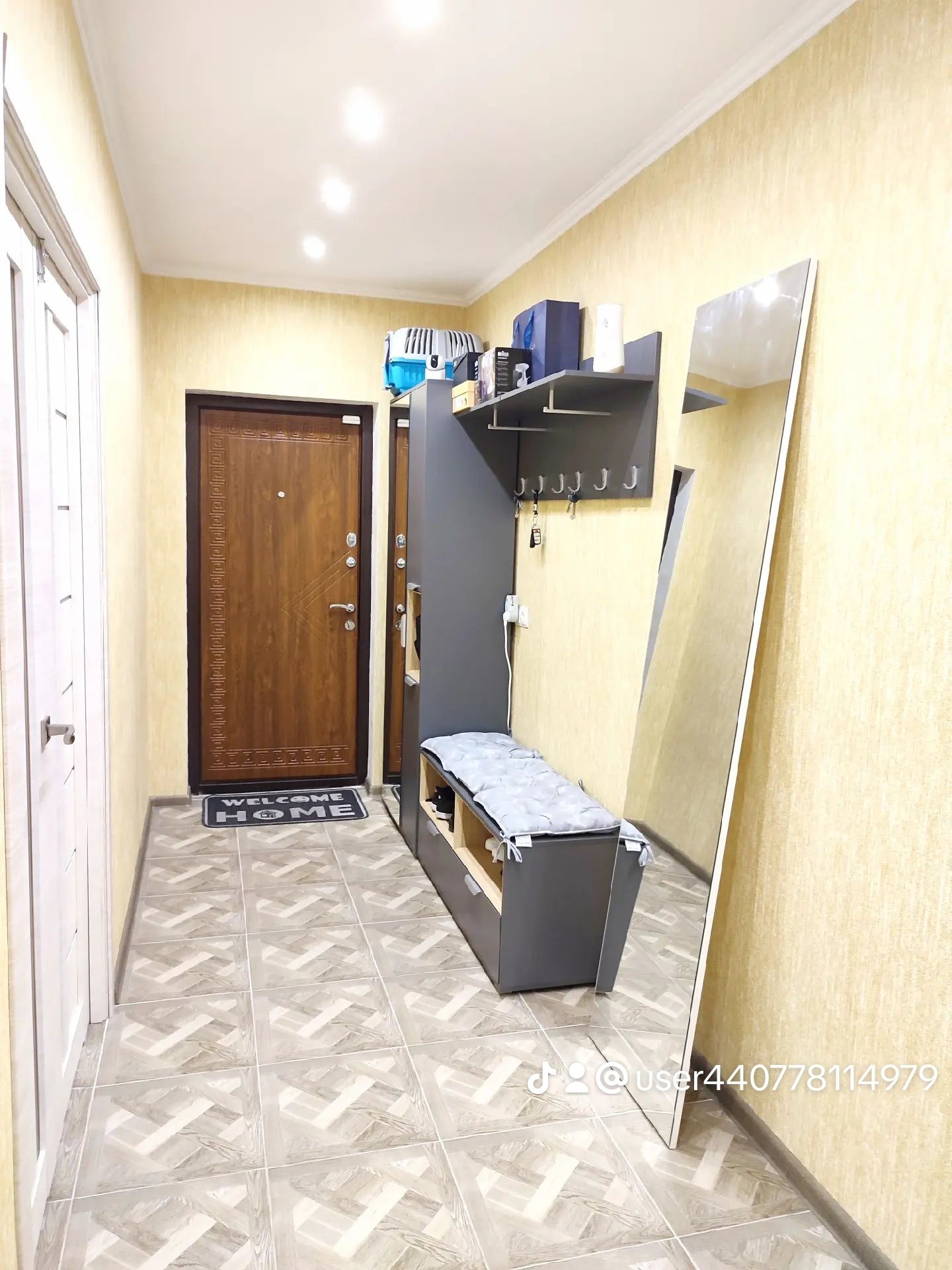 Новобудова в центрі міста з газовим автономним опаленням - 53,6 м.кв.