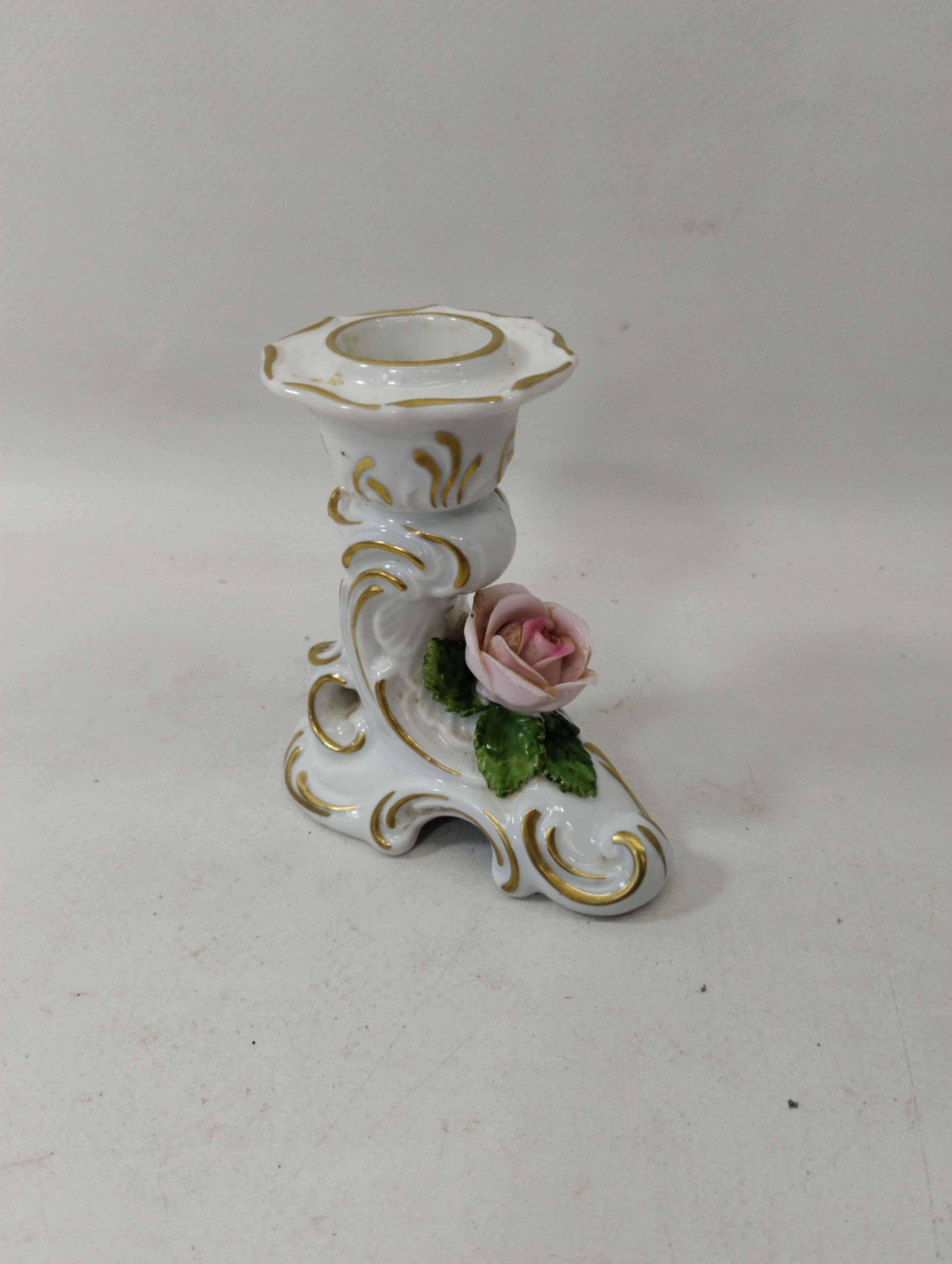 Świecznik Porcelanowy z różą Kaiser