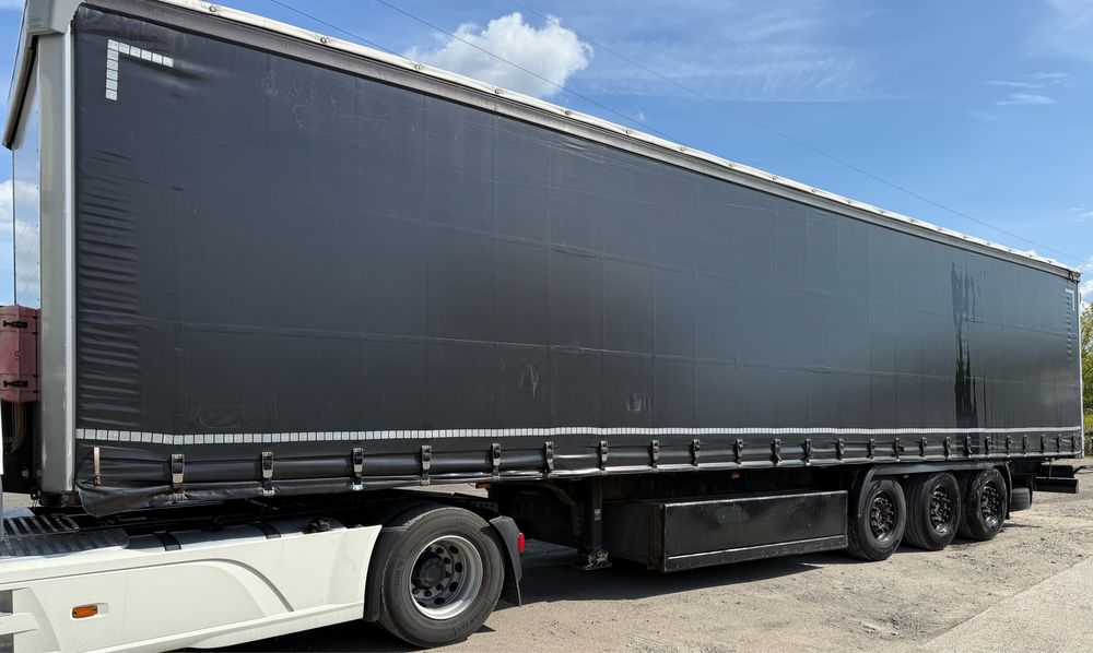 CIMC Firanka z międzynarodówki