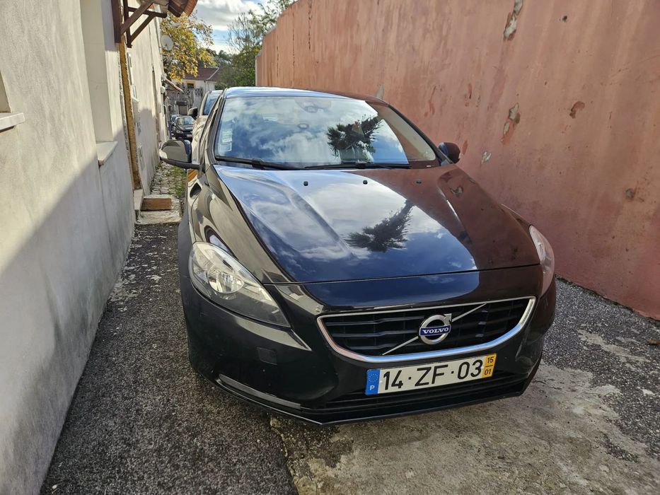 Volvo V40 D2