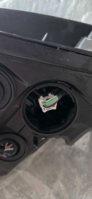 Reflektory Mazda 6 2018rok