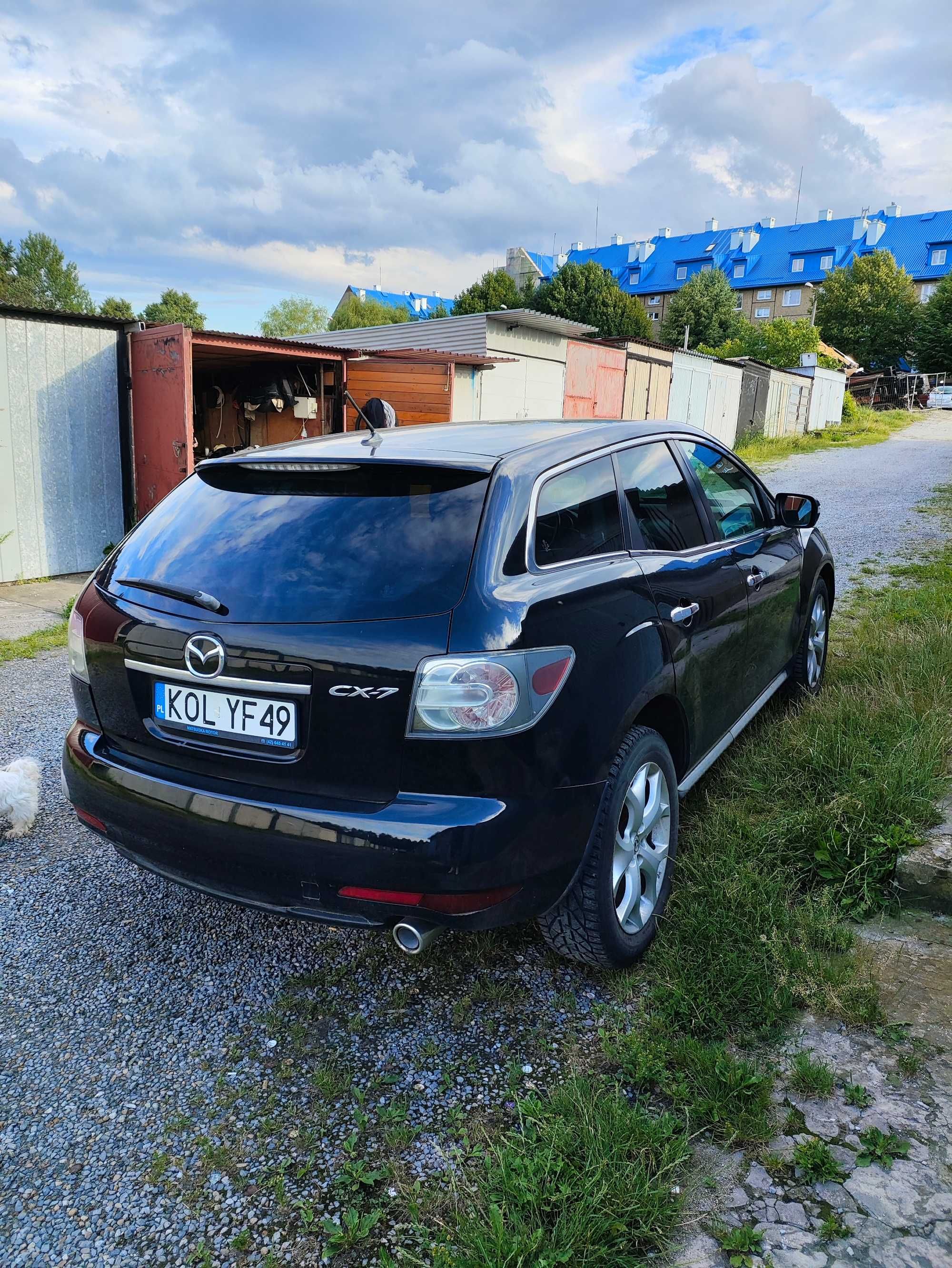 Mazda CX7 uszkodzona