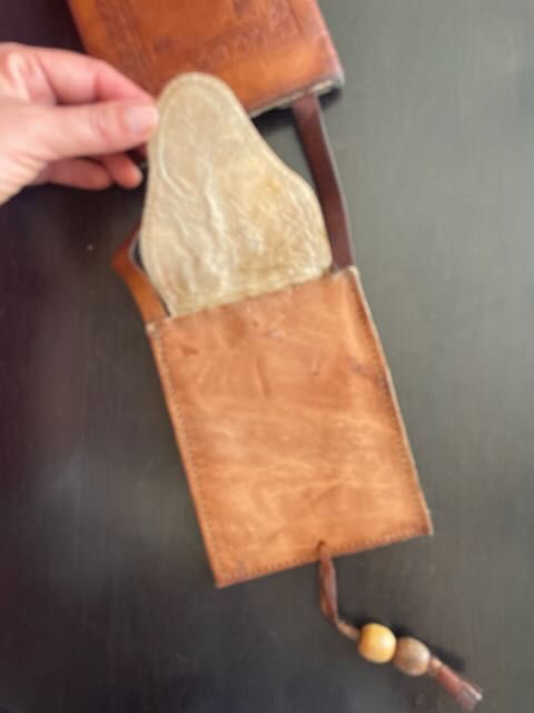 bolsa marroquina em pele