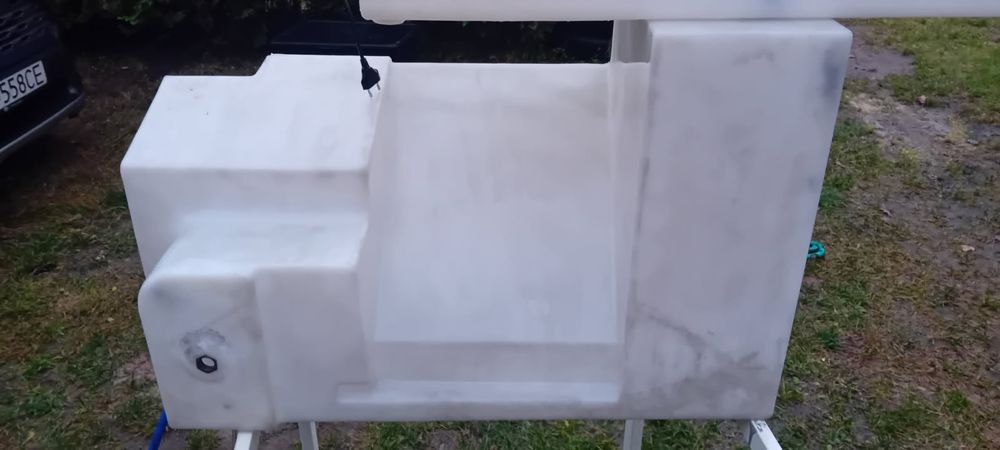 Sprzedam zbiorniki na wodę do kampera