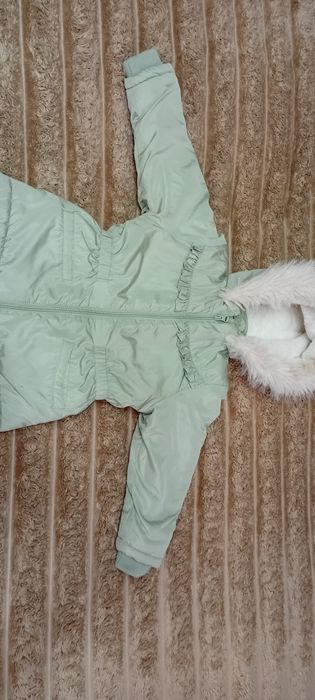 Тепла курточка-парка для дівчинки 4 роки