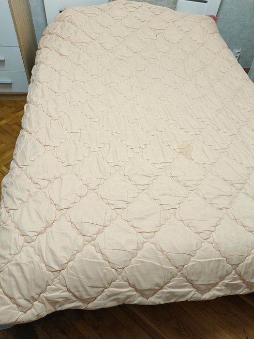 Одеяло зимние, персиковый цвет