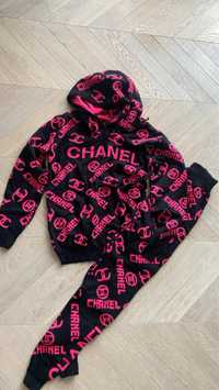 Dres chanel sweterkowy