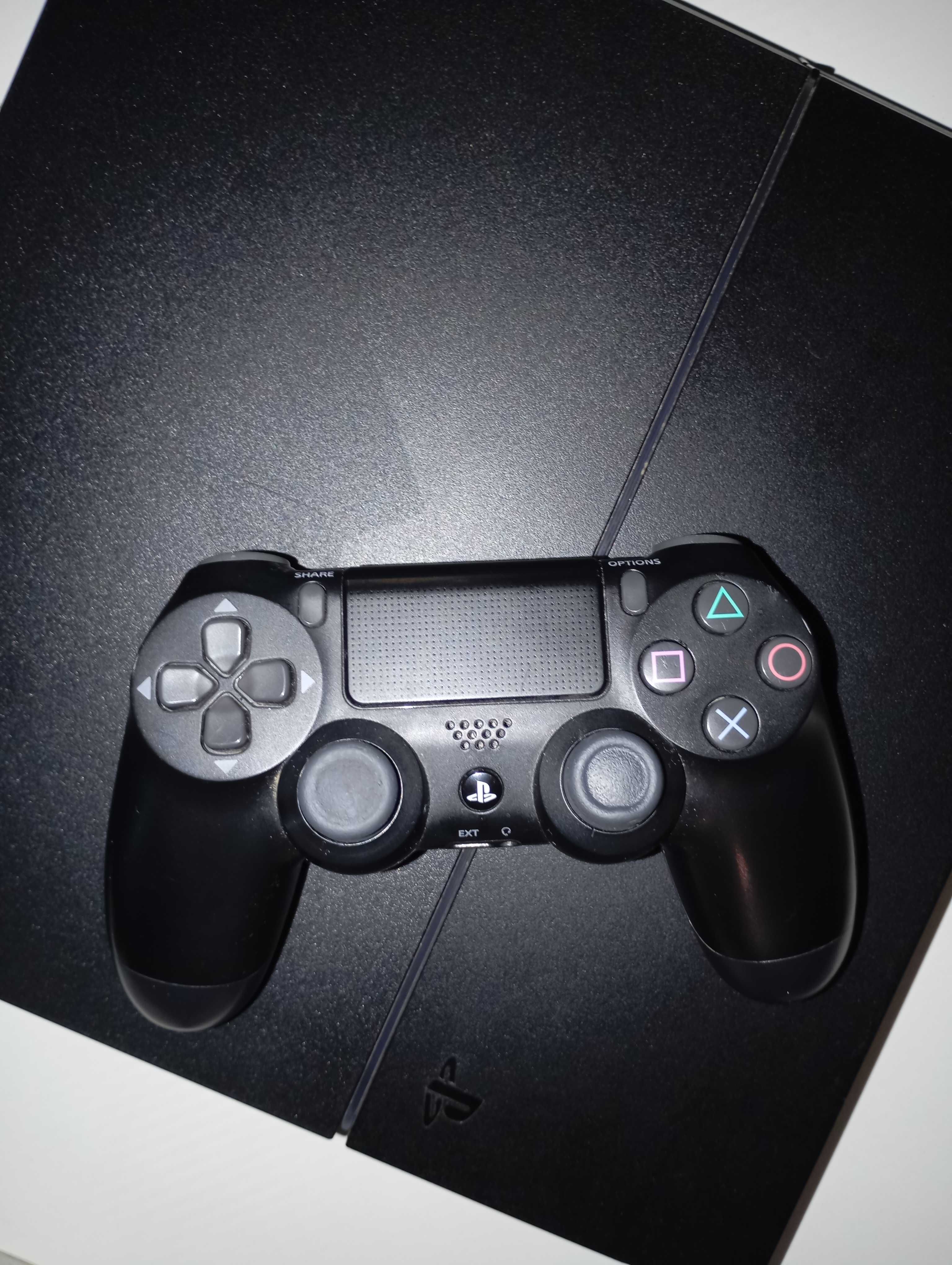 Ps 4 + oryginalny pad