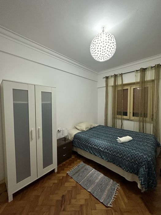 Quarto proximo ao Metro PONTINHA - Linha Azul