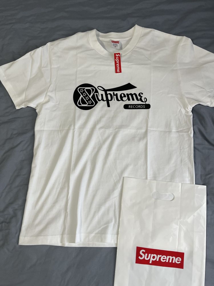 Футболка supreme records 2023