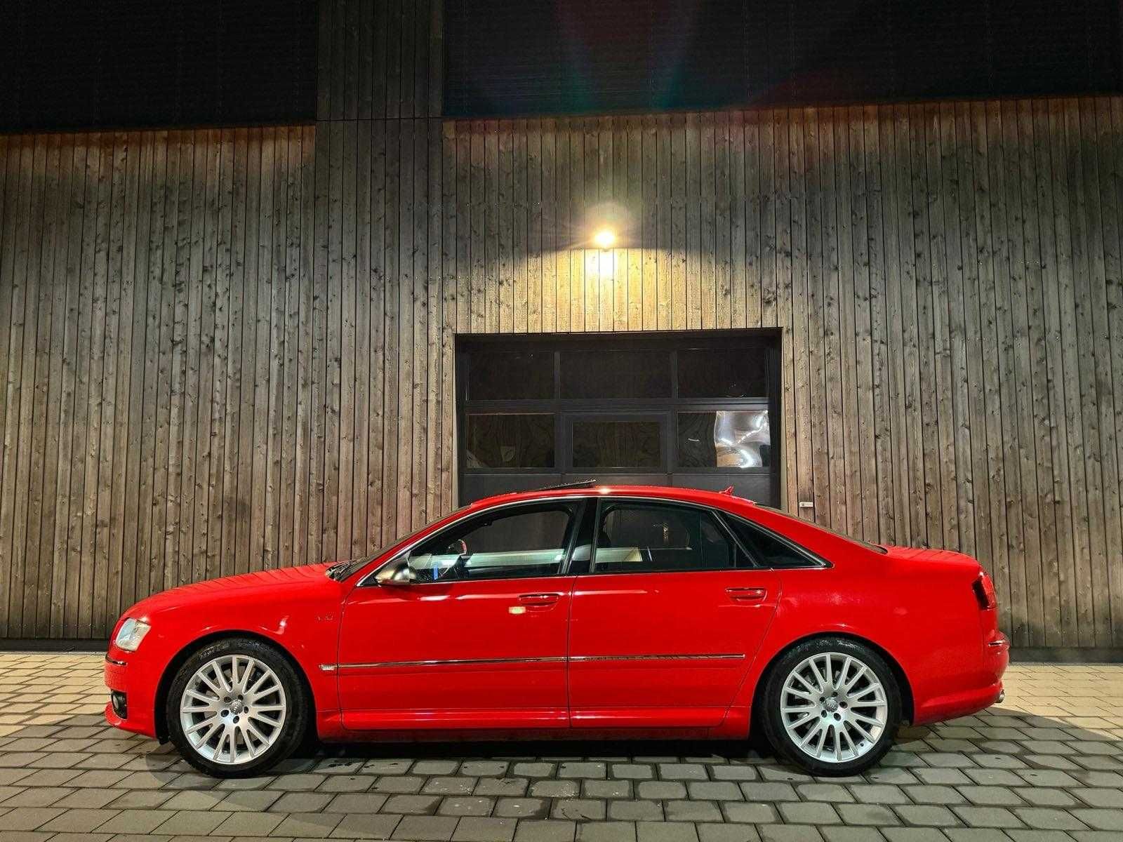 Audi S8 swiezo sprowadzona