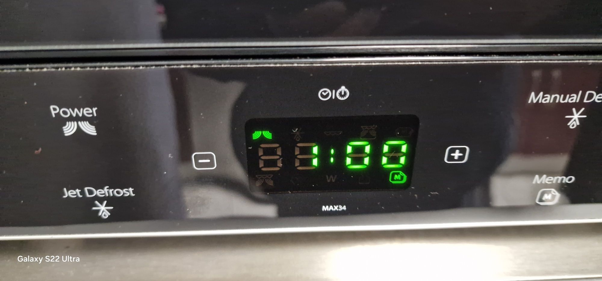 Mikrofala Whirlpool MAX 34 SL