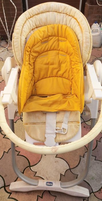 Стульчик для кормления Chicco Polly Magic