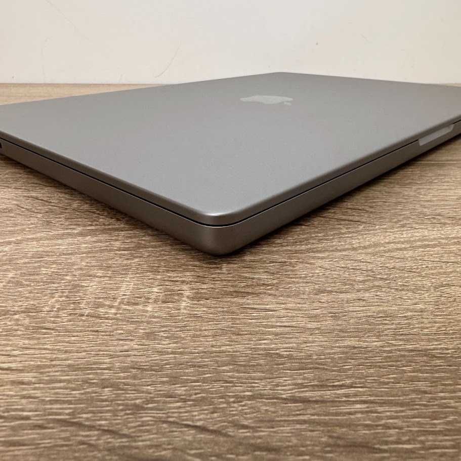 Macbook Pro 16" 2021 A2485 M1 Pro / 32Gb DDR5 / SSD 512Gb (код:M0570)