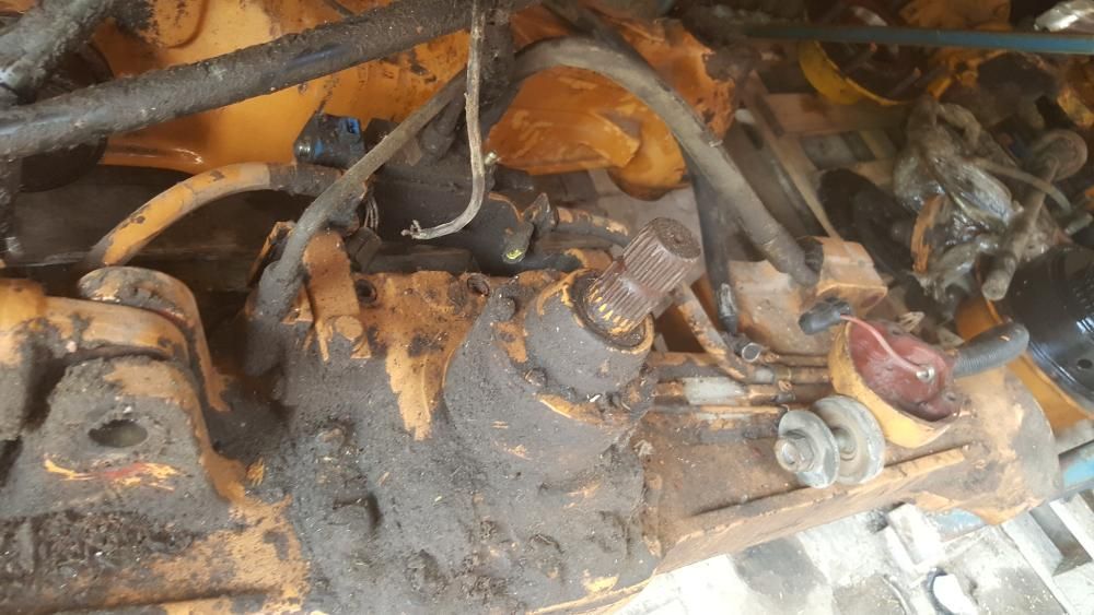 koparko ładowarka case 595 fermec terex most carraro zwolnica półoś