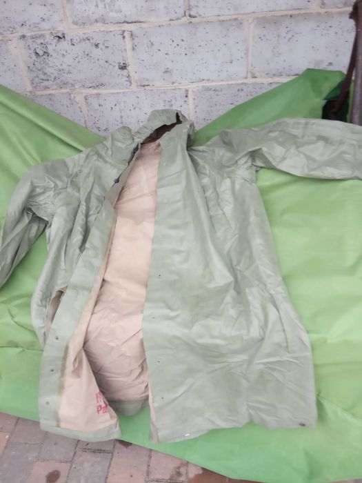 Płaszcze OP-1 gumowe