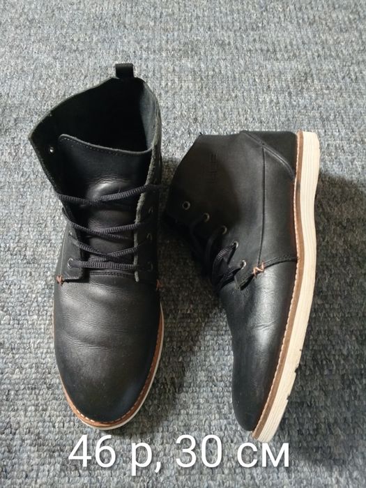 Ботинки в ідеальному стані