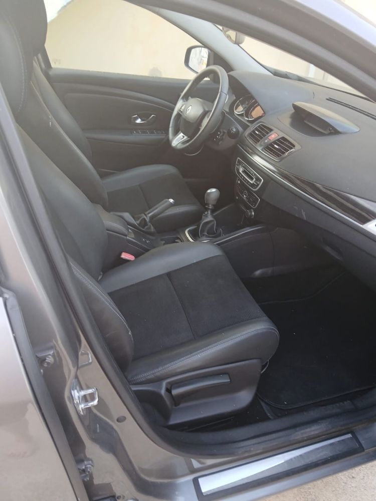 RENAULT Mégane III Hatchback 1.5 dCi FAP 110 CV