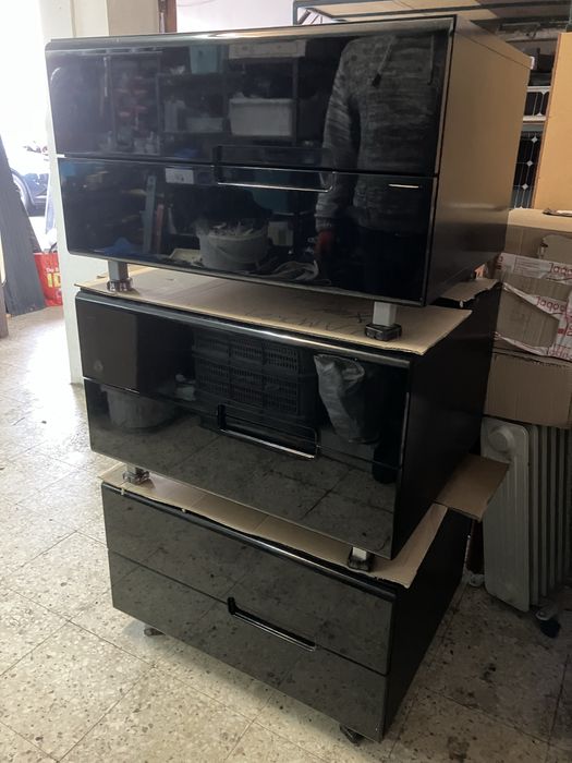 Szafki czarne lakier wysoki polysk