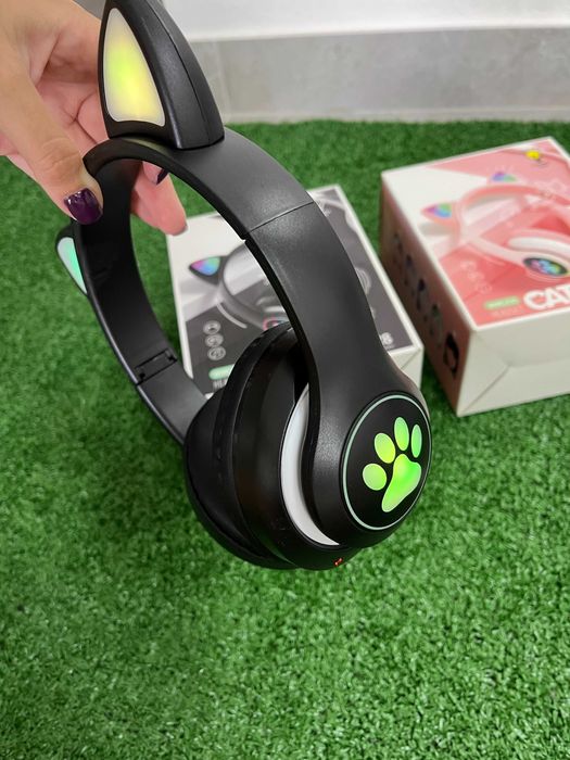 Беспроводные НАУШНИКИ с подсветкой!   Наушники на блютузе! Громкие.