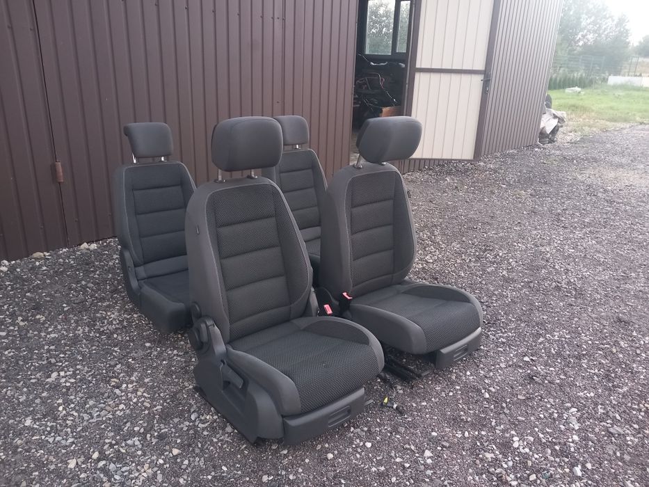 Сидіння сідушки сідаки крісла сиденья