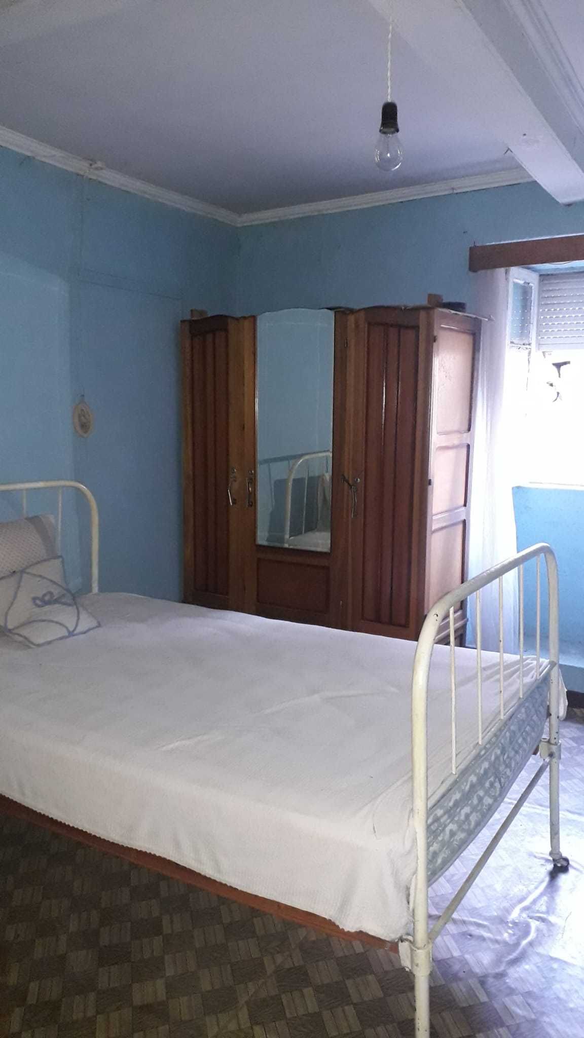 Moradia para remodelar - Águas, Penamacor