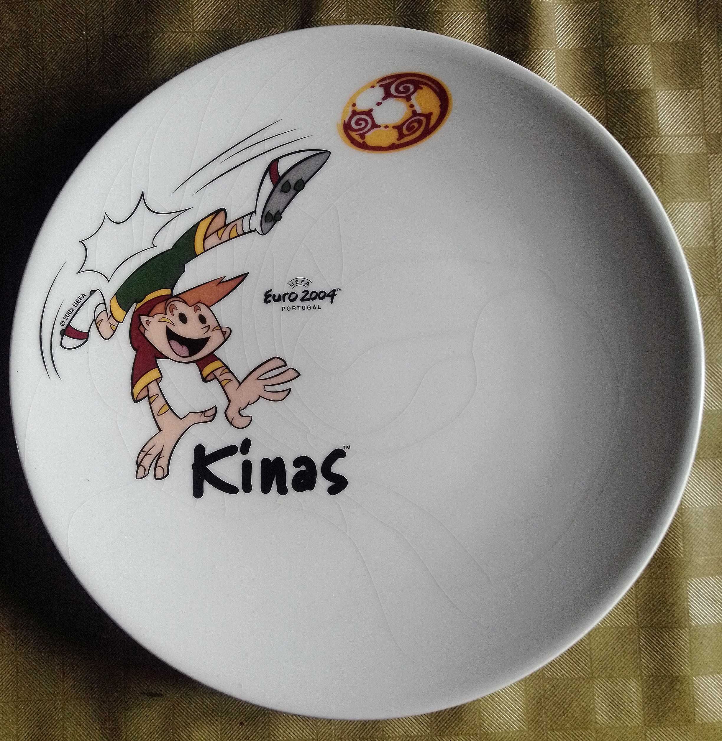 UEFA - Euro 2004 - Prato Oficial Kinas