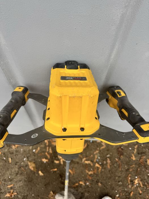 Миксер dewalt dcd240