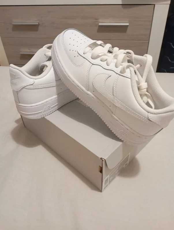 NikeAirForce1Low'07White-Nowe i nieuzywane 36.5