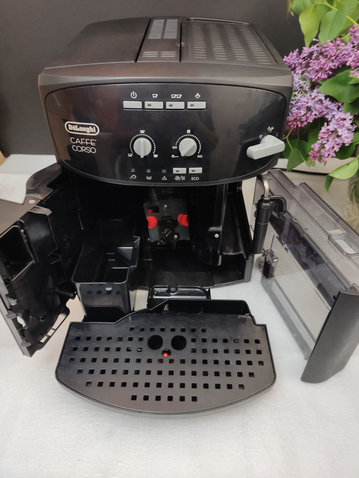 Кавомашина Delonghi Caffe Corso