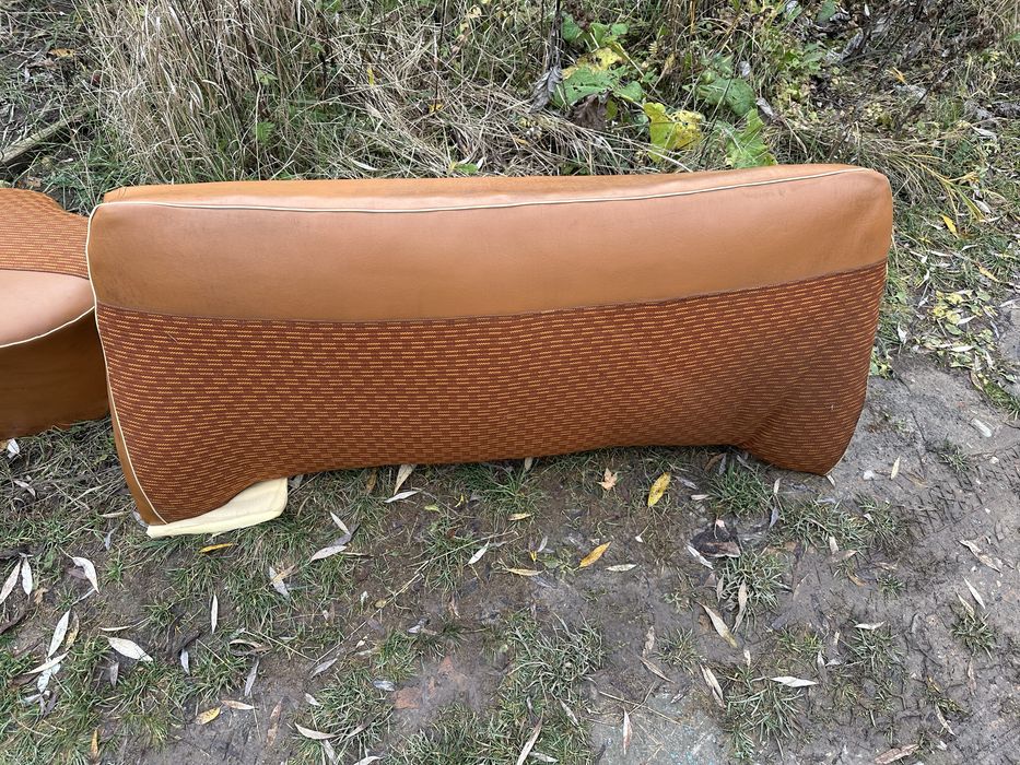 Продам задні сідушки Газ 21