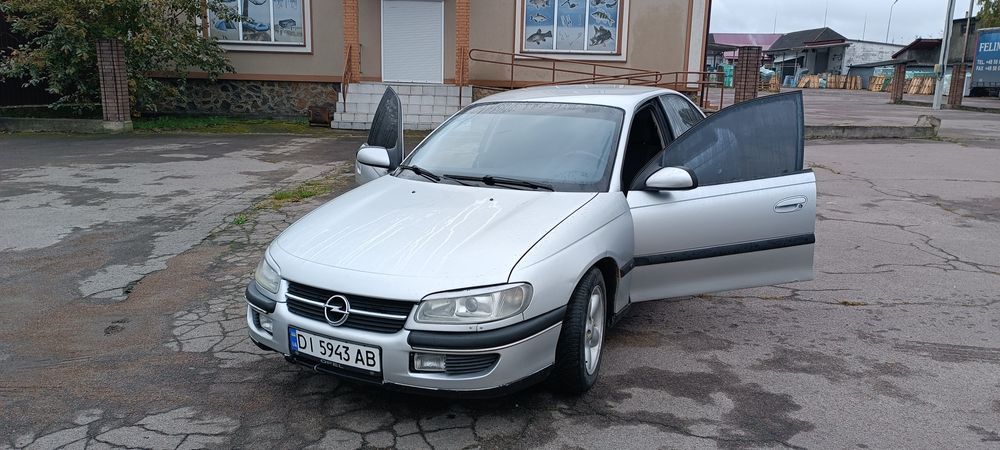 Opel Omega B 2.0