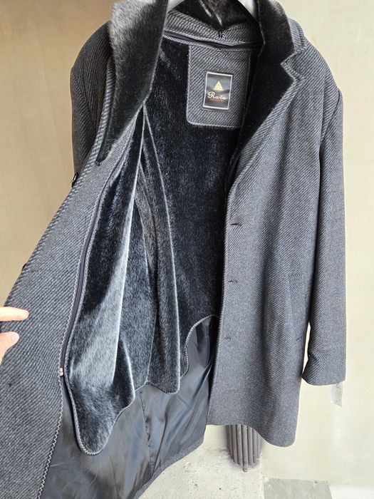 Пальто куртка плащ