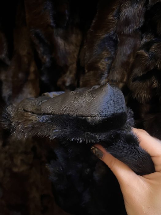 Шуба норкова (шматочки) з капюшоном