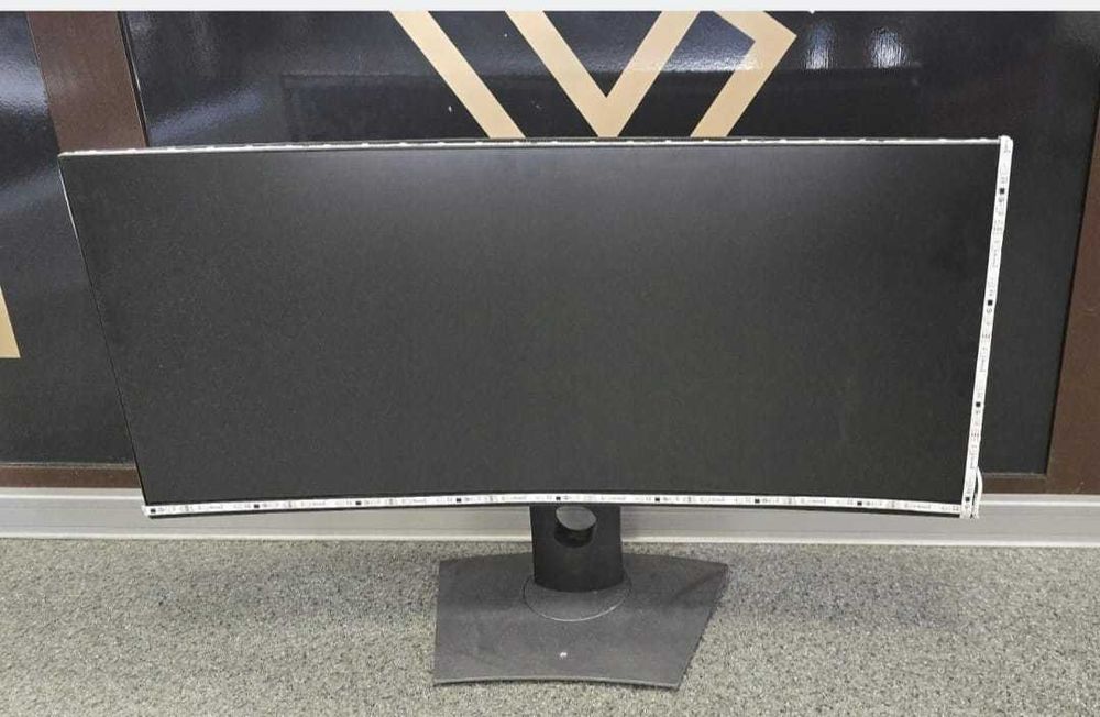 Monitor panoramiczny LED Dell P3418HW 34 " 2560 x 1080 px IPS / PLS