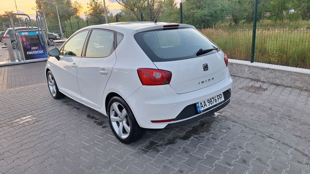 SEAT ibiza ST 2016