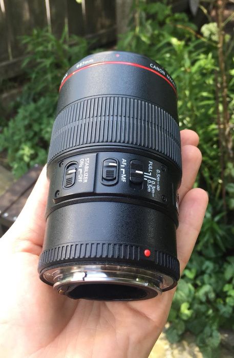 Canon EF 100 mm f/2.8 L Macro IS USM Новый. Намного лучше 180,135,200