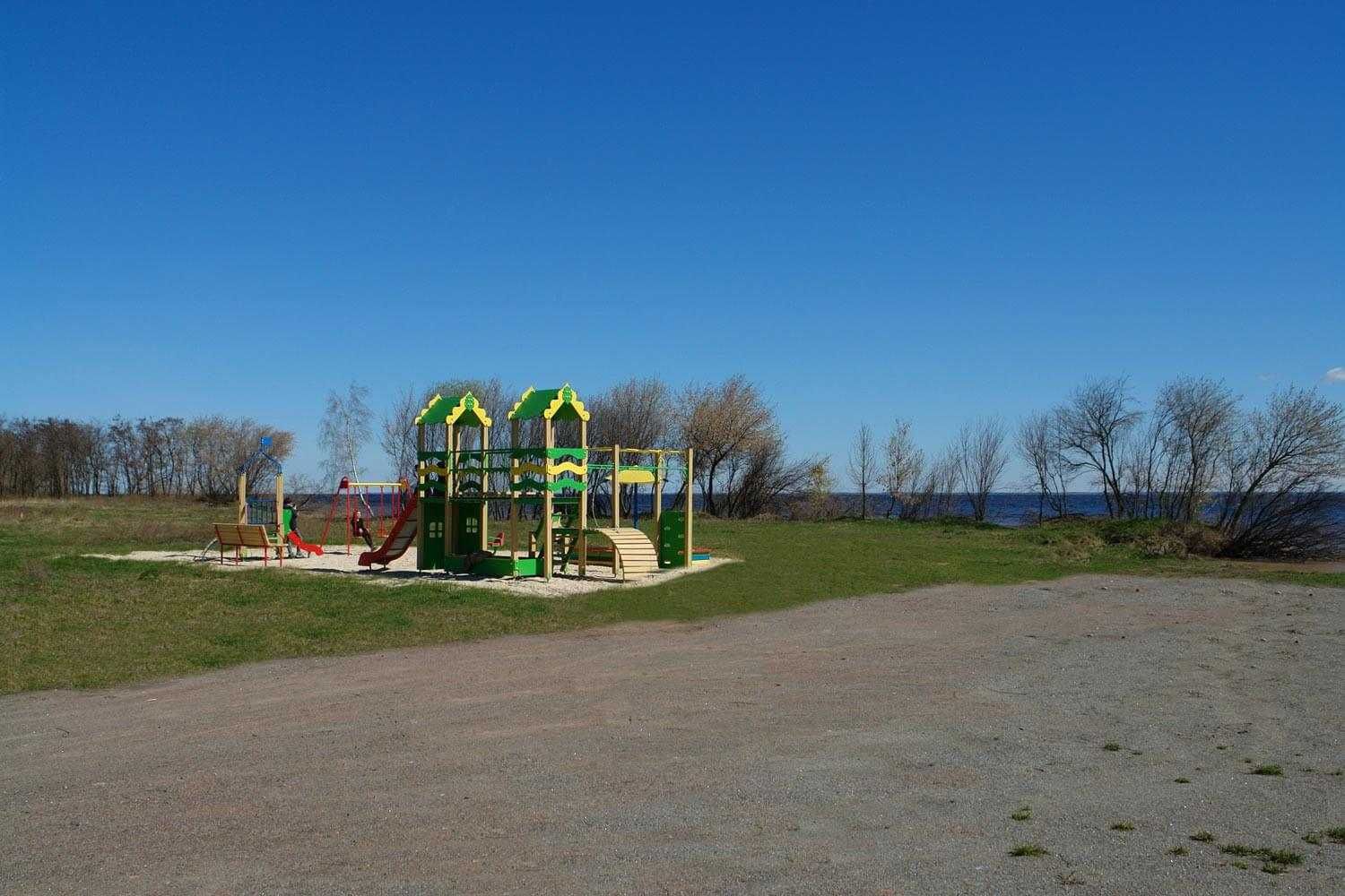 Здається в оренду затишний будиночок - дача на березі київського моря!