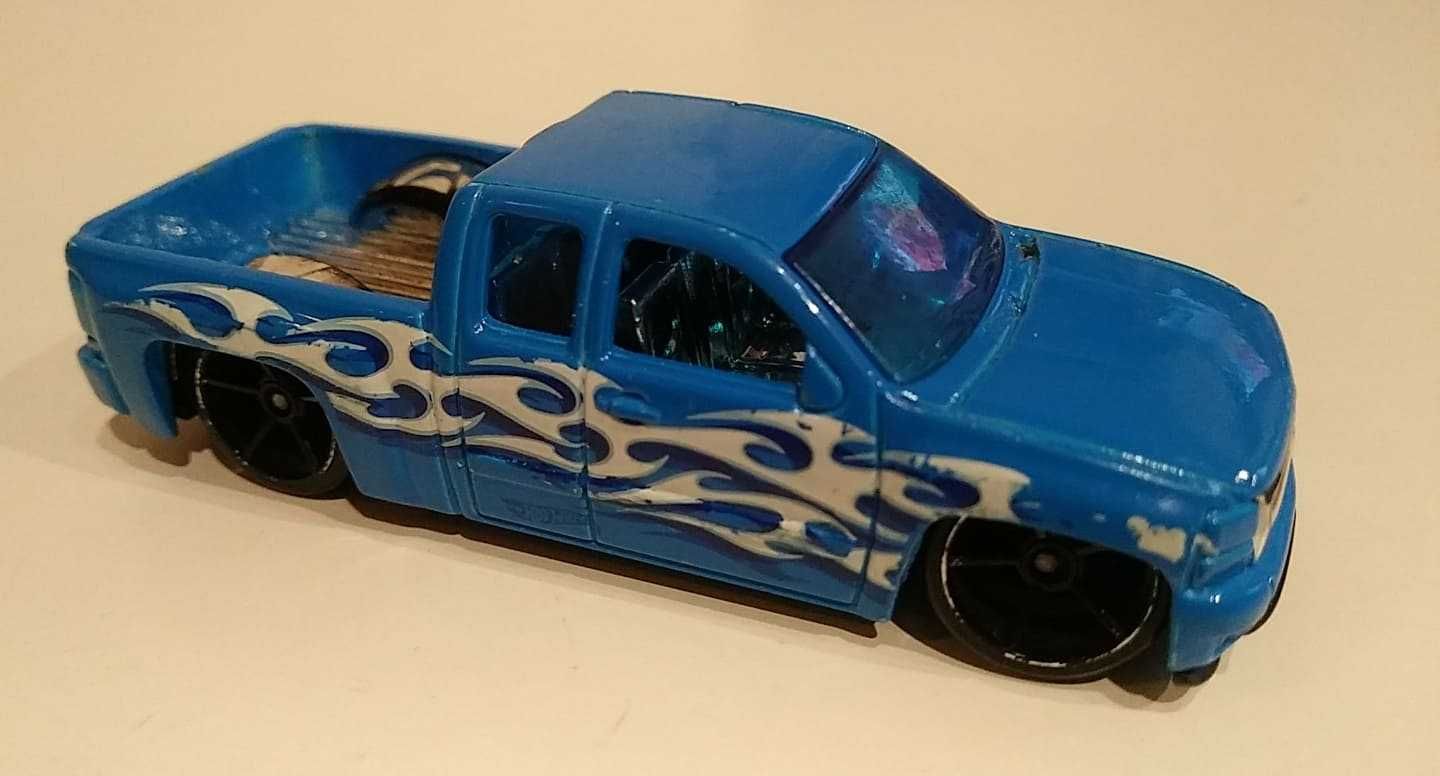 Hot Wheels Chevy Silverado