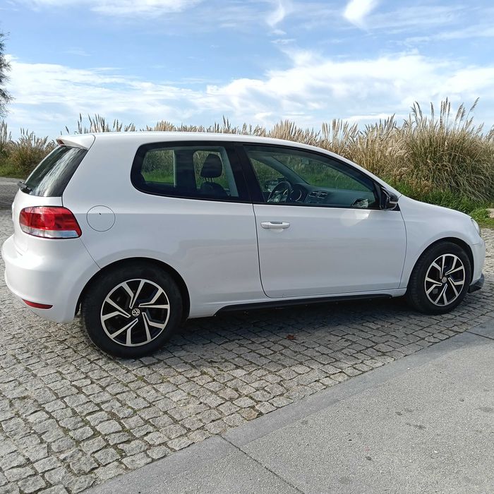 Vw Golf 1.6 tdi Trato financiamento 100 euros por mes