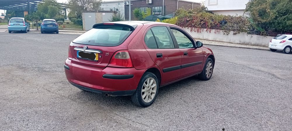 Rover 25 em bom estado nada a faser