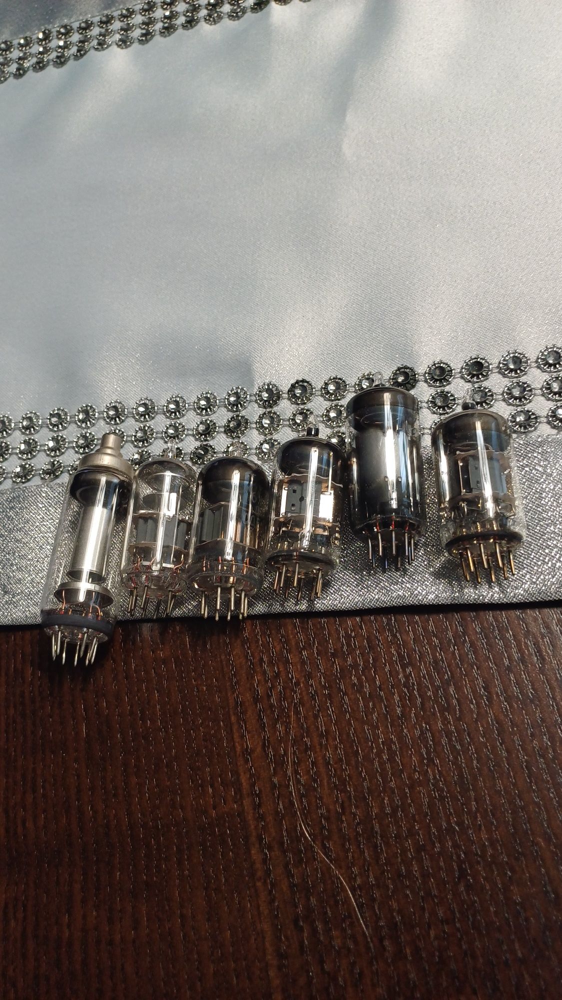 Lampy elektronowe zobacz