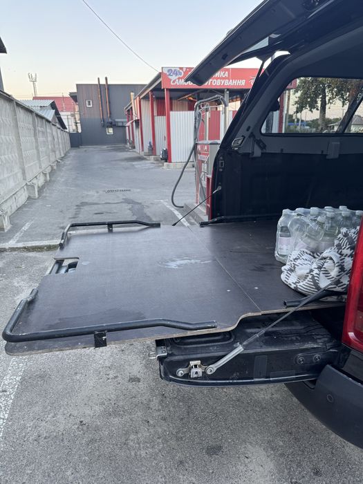 Volkswagen Amarok хороший стан малий пробіг