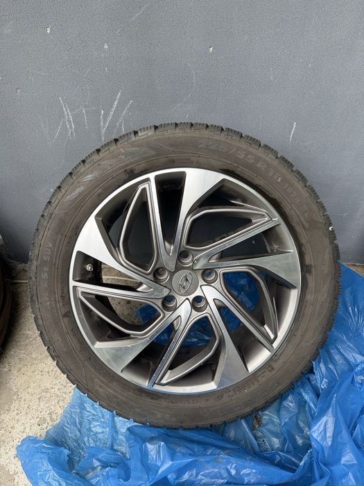 Рідні Диски Hyundai Tucson з гумою Nokian
