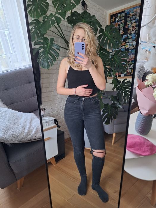 Spodnie jeansowe z wysokim stanem, czarne, rozmiar 34 Stradivarius