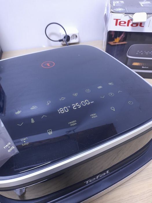 Мультипіч (Аерогриль) Tefal Easy Fry XL Surface FW4018E0