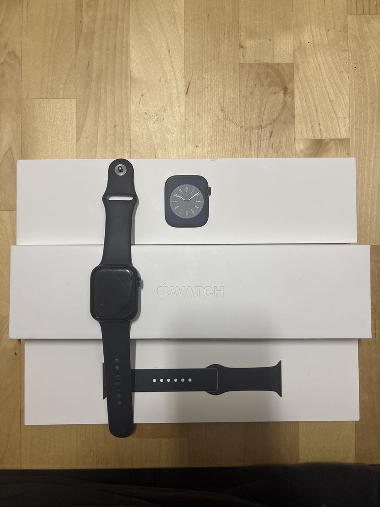 Apple Watch series 8
