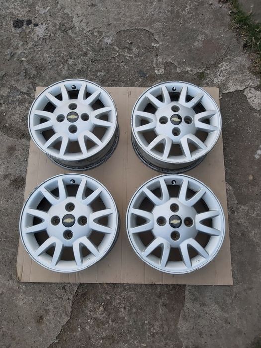Диски с шевроле лачетти
4х114.3  R15