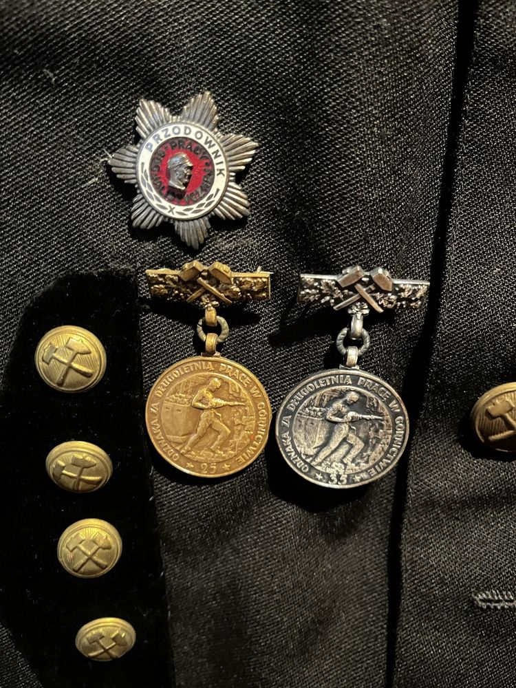Marynarka górnicza stroj galowy gornika sląskiego z orderami